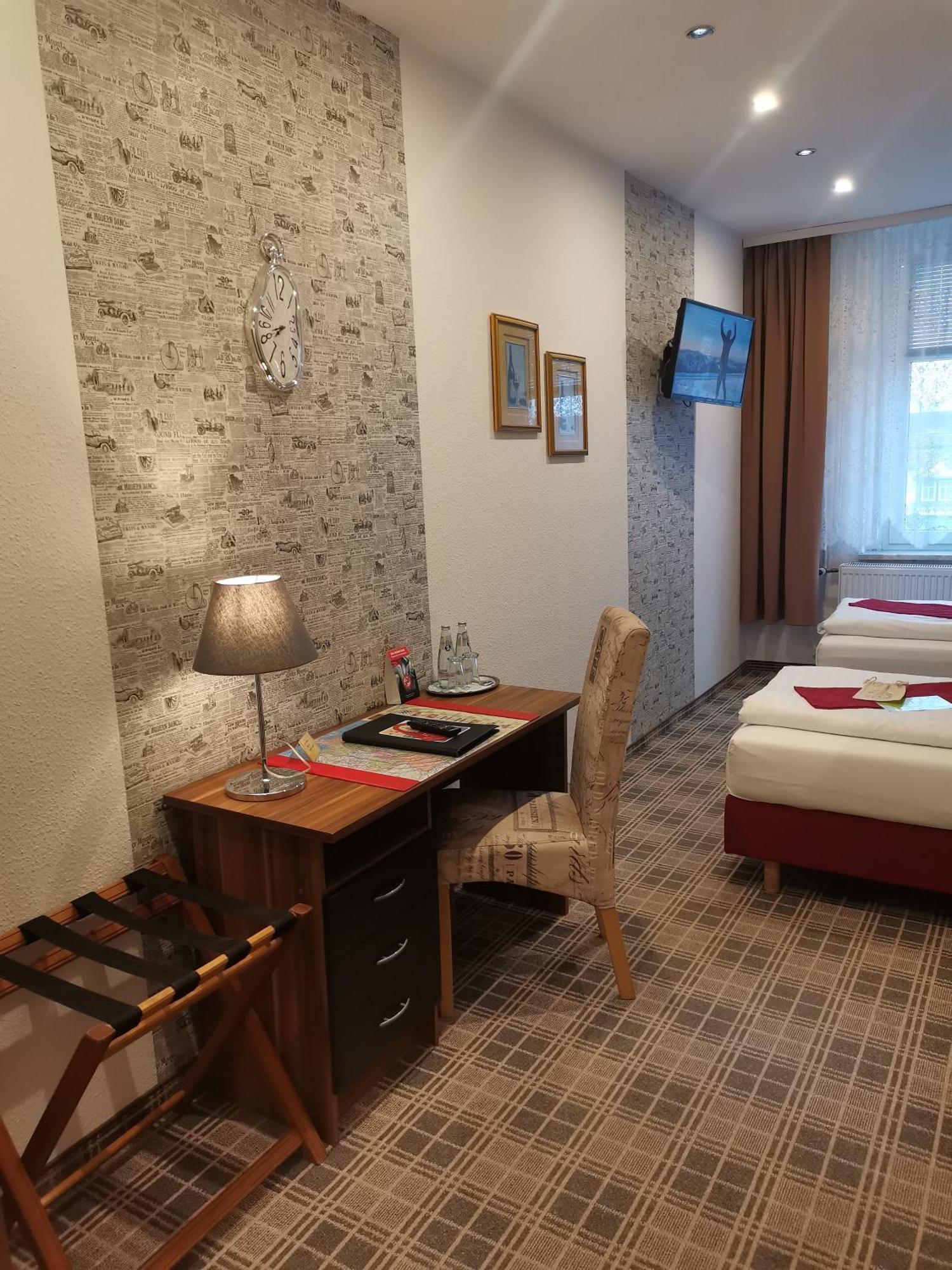 Boulevardhotel Saengerstadt - Alle Zimmer Klimatisiert Финстервалде Екстериор снимка